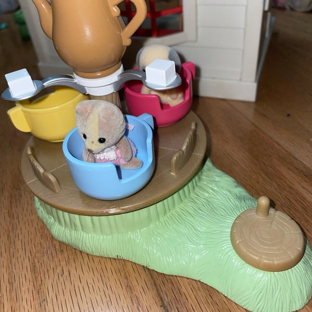 Calico critters tea cup baby ride